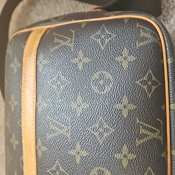 Louis Vuitton Reporter PM Vintage Excellent preloved condition clean!!! - Picture 10 of 16